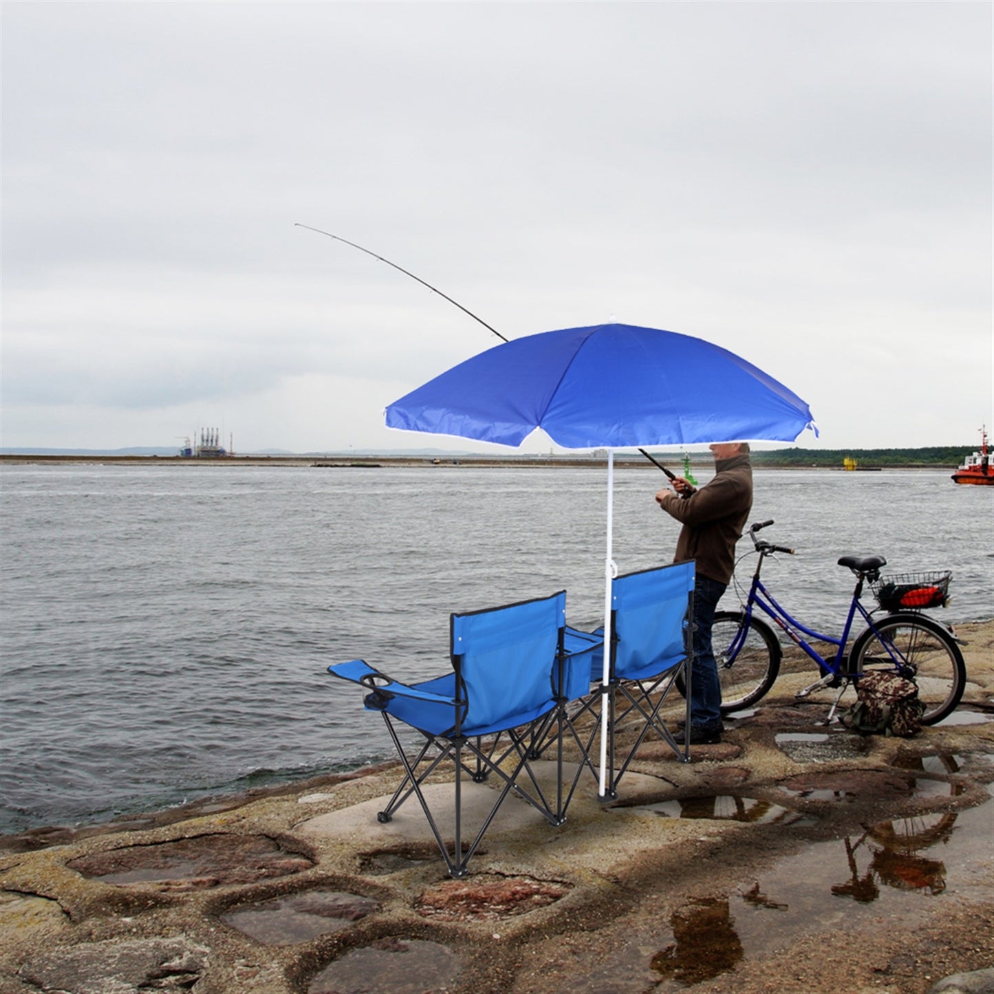 2-Person Folding Chair with Umbrella (done)